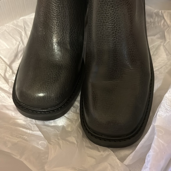 NIB Vince Camuto Bembonie leather boot, onyx black, size 9.5 - Picture 6 of 8